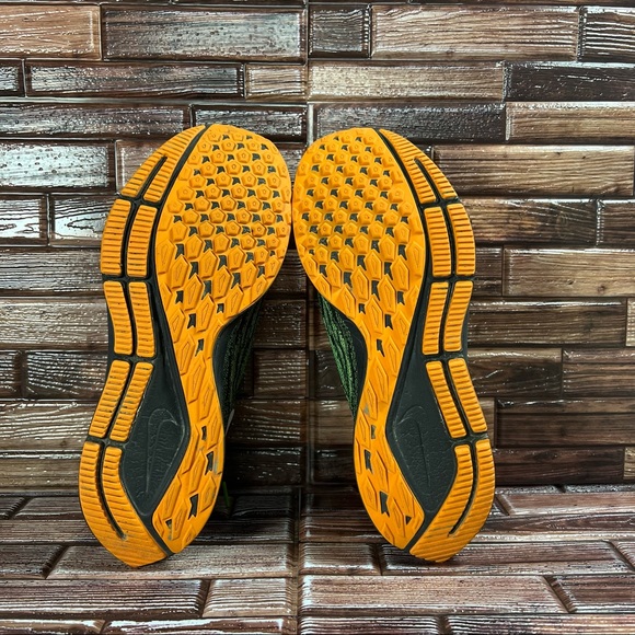 Nike Air Zoom Pegasus 36 Green Glow - Mens 9 - Picture 8 of 10